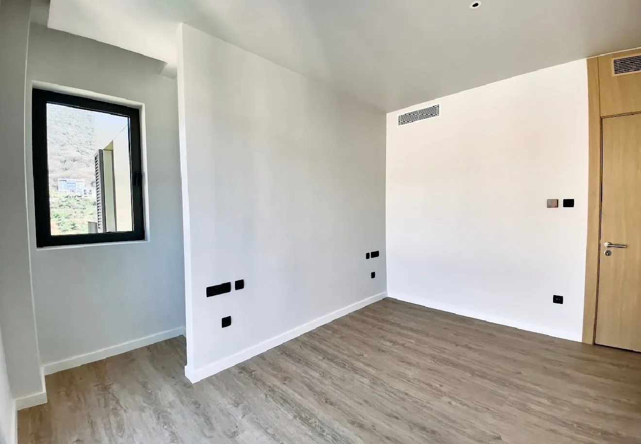 Prodaja, dvosoban stan, 102m², Boka Place, Tivat