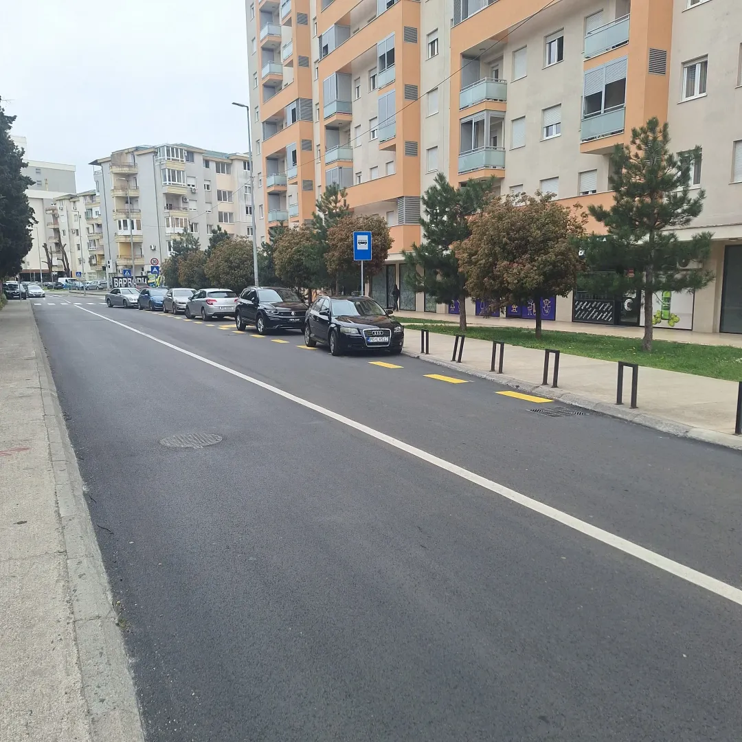 Rent, office space, 33m², City Kej, Podgorica