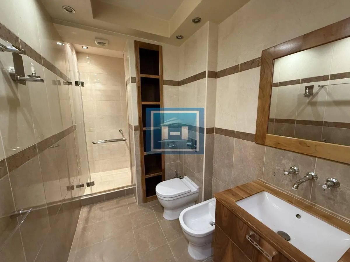 Prodaja, jednosoban stan, 77m², Vašarište, Jagodina