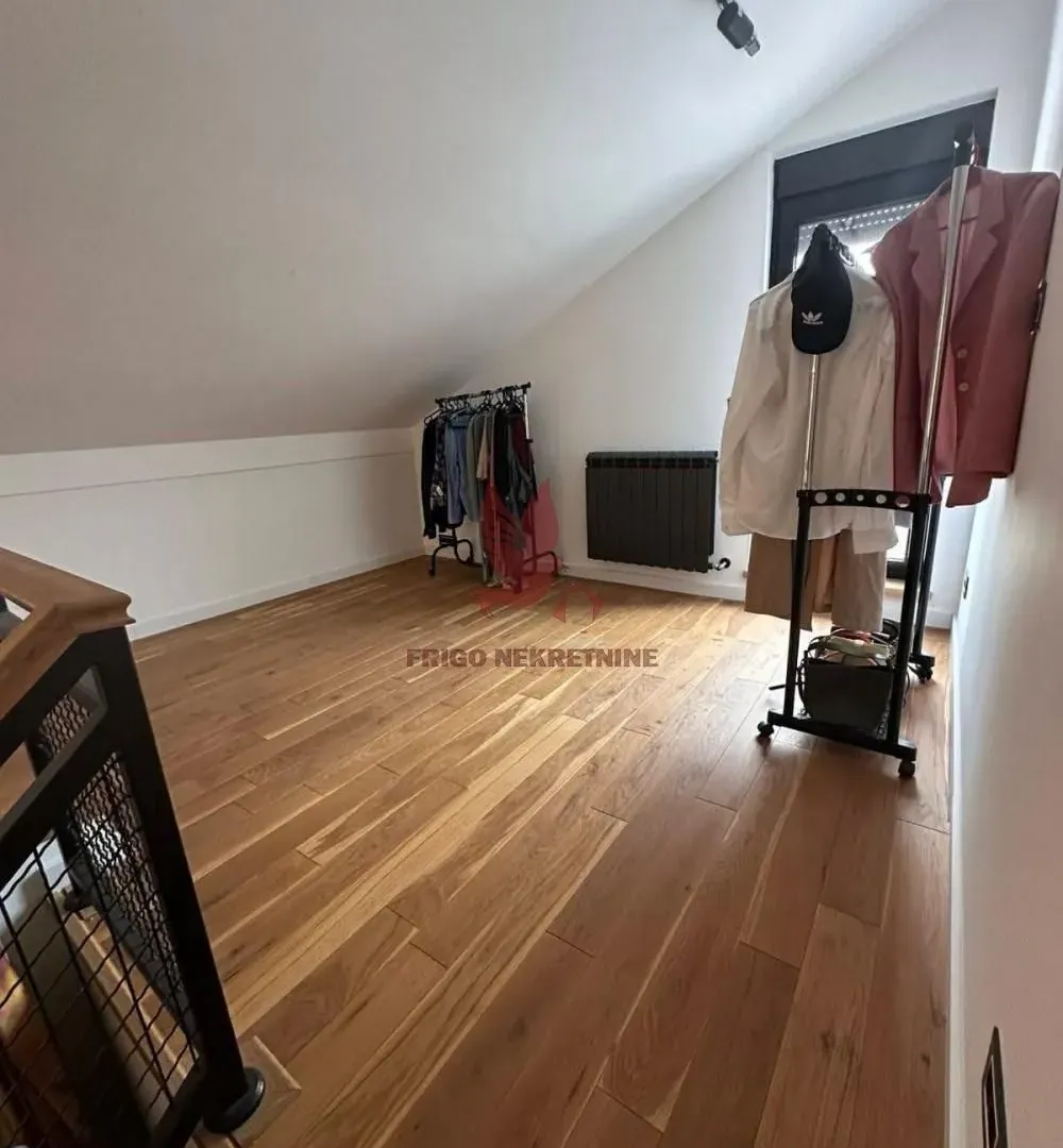 Prodaja, četvorosoban stan, 78m², Mladenovac, Beograd