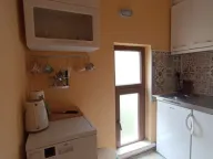 Izdavanje, kuća, 64m², Dobrota, Kotor - image 7