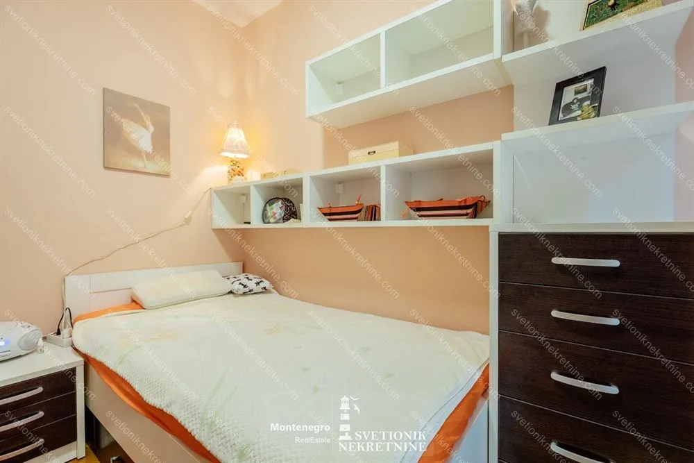Prodaja, trosoban stan, 178m², Topla, Herceg Novi