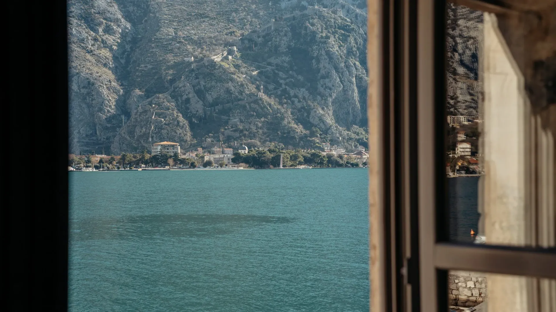 Rent, house, 90m², Muo, Kotor