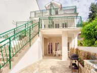 Sale, two bedroom apartment, 70m², Baošići, Herceg Novi - image 2