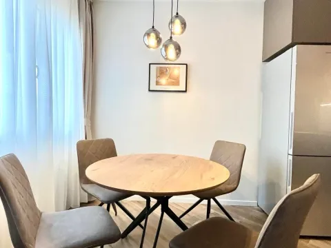 Rent, two bedroom apartment, 60m², Mažina, Tivat - image 3