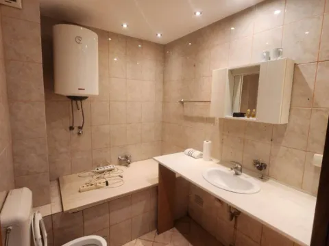 Rent, office space, 53m², Malo Brdo, Podgorica - image 5