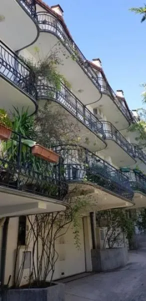 Izdavanje, kuća, 310m², Savski Venac, Beograd