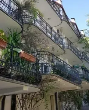 Izdavanje, kuća, 310m², Savski Venac, Beograd - image 5