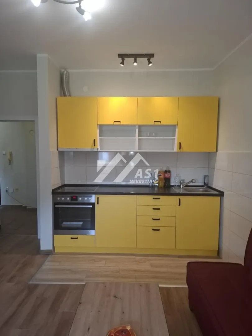 Izdavanje, jednosoban stan, 36m², Grbavica, Novi Sad Sve Podlokacije