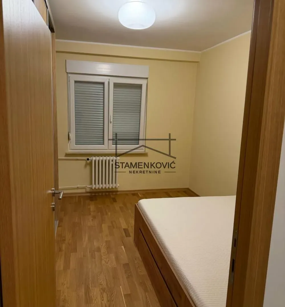 Izdavanje, dvosoban stan, 57m², Sajam, Novi Sad Sve Podlokacije