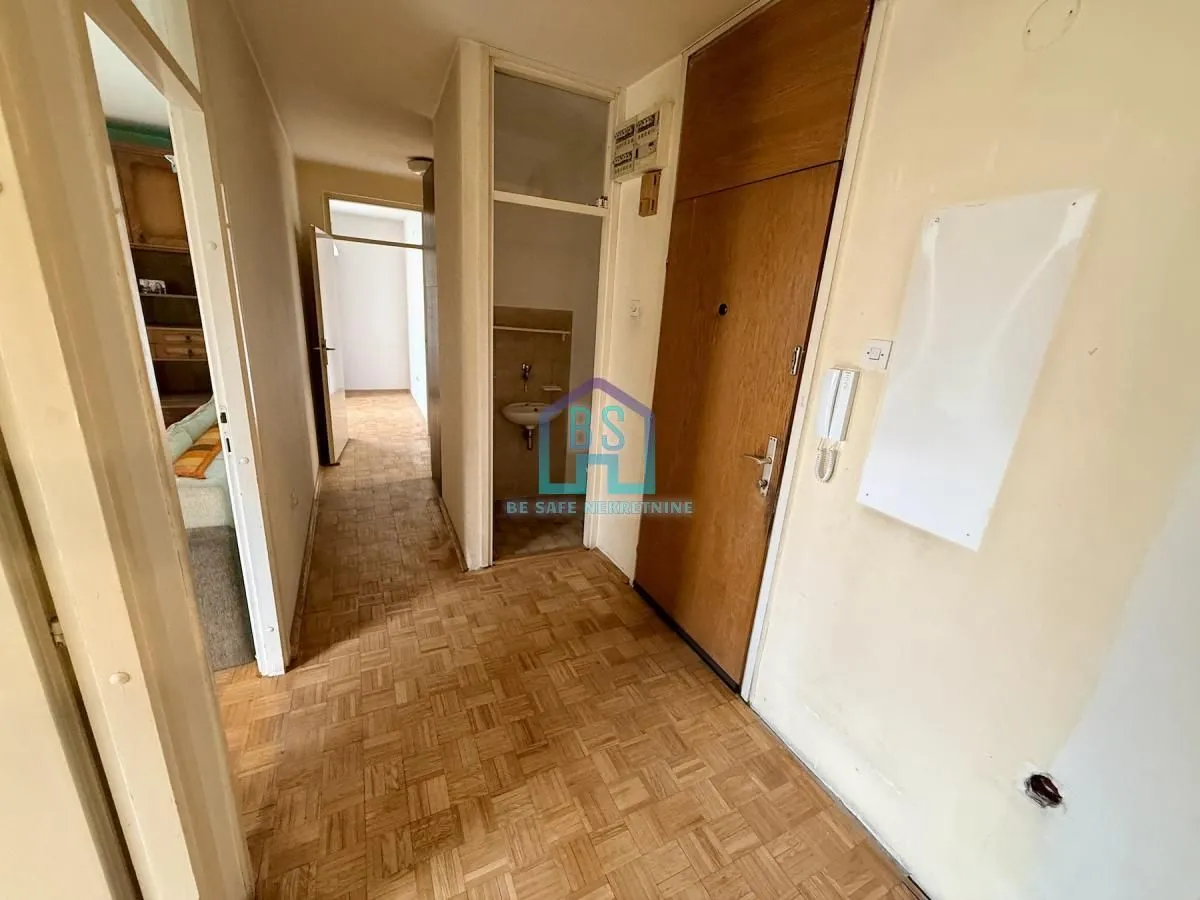 Prodaja, trosoban stan, 74m², Bulevar Oslobodjenja, Novi Sad Sve Podlokacije