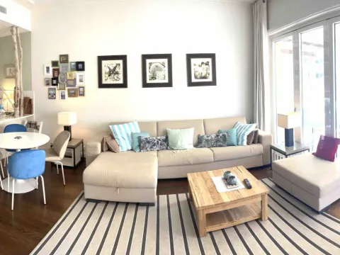 Izdavanje, jednosoban stan, 117m², Porto Montenegro, Tivat - image 2