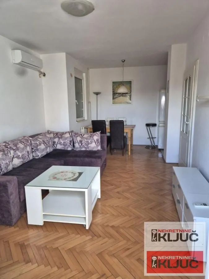 Rent, one bedroom apartment, 42m², Socijalno, Novi Sad Sve Podlokacije