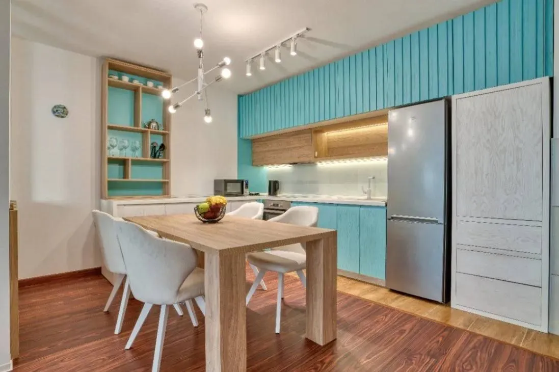 Rent, two bedroom apartment, 64m², Petrovac, Budva