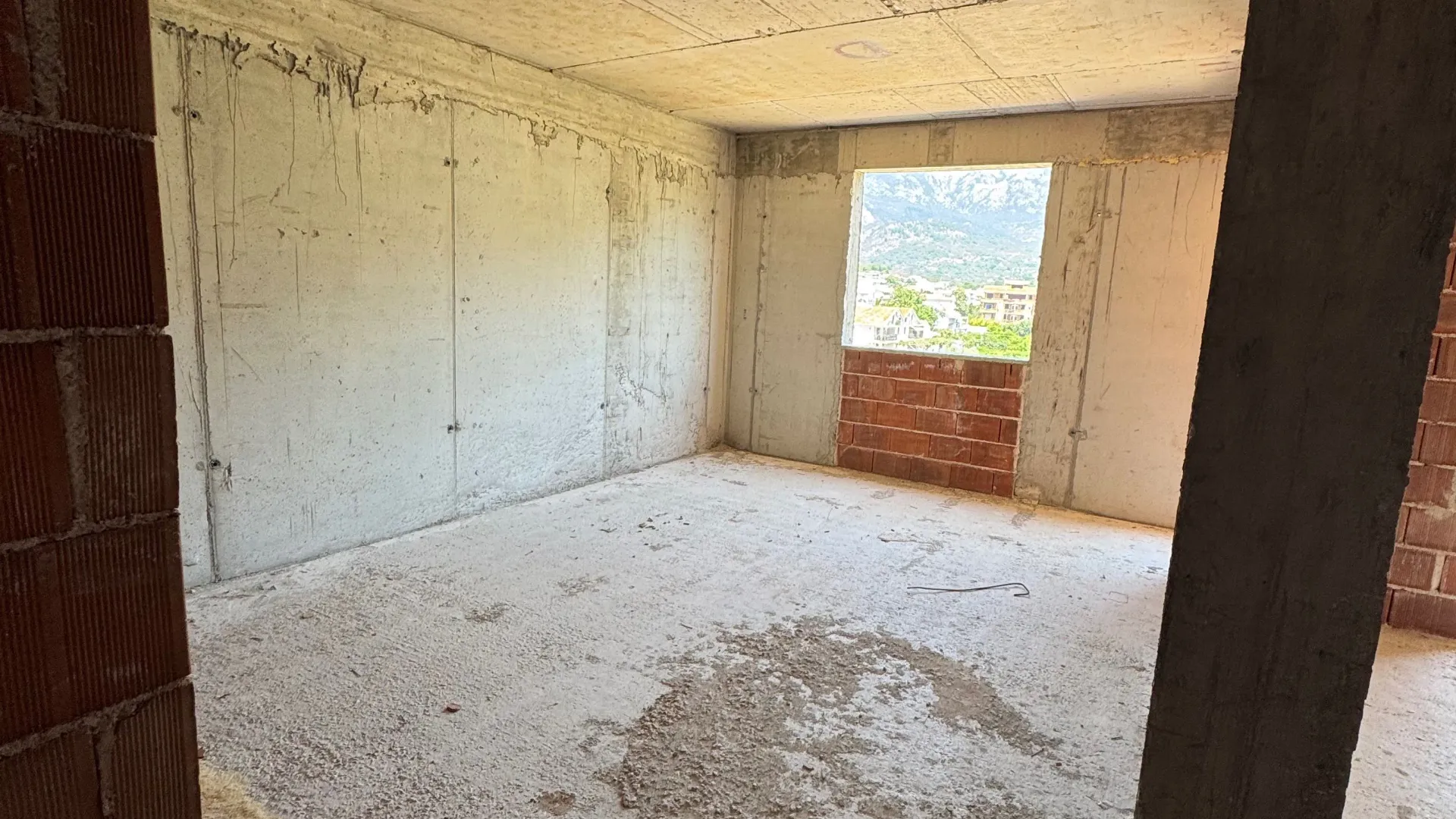 Prodaja, jednosoban stan, 41m², Ilino, Bar