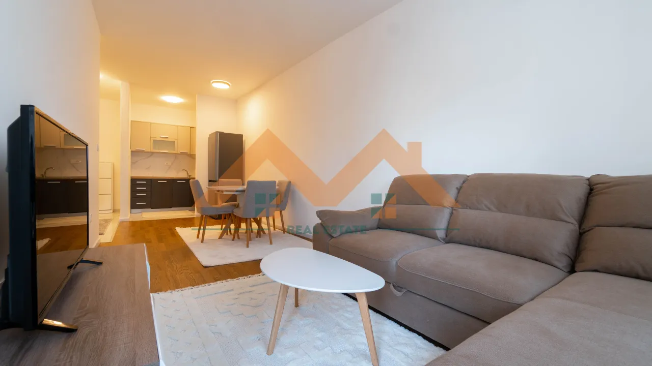 Izdavanje, jednosoban stan, 47m², Pobrežje, Podgorica