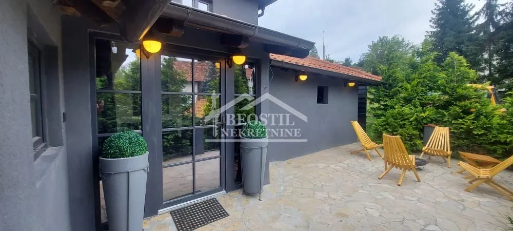 Prodaja, kuća, 140m², Centar, Čajetina