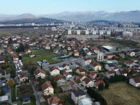 Prodaja, plac, 609m², Gornja Gorica, Podgorica - image 4