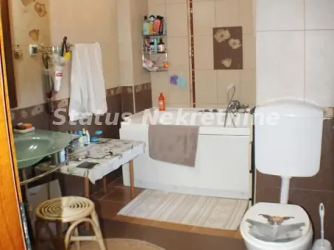 Prodaja, kuća, 322m², Ledinci, Petrovaradin - image 13