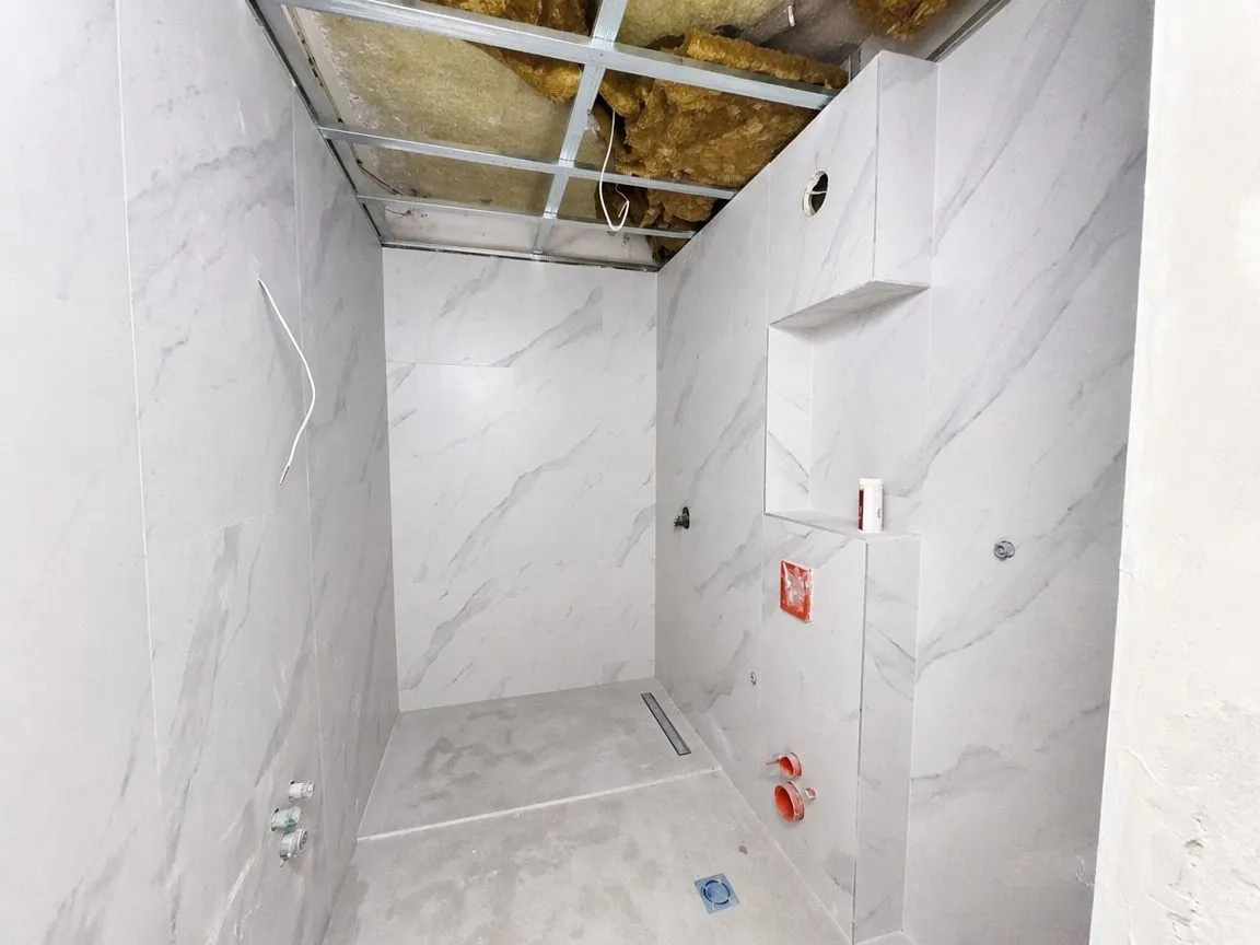 Sale, one bedroom apartment, 58m², Dobrota, Kotor