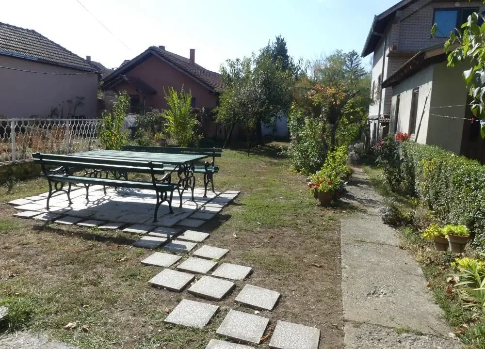 Prodaja, kuća, 340m², Levač, Jagodina