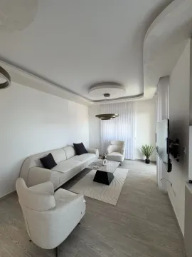 Sale, two bedroom apartment, 74m², Bečići, Budva - image 12