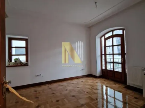 Izdavanje, poslovni prostor, 950m², Adamovićevo Naselje, Novi Sad Sve Podlokacije - image 5