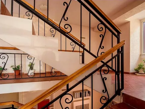 Sale, one bedroom apartment, 36m², Bečići, Budva - image 3