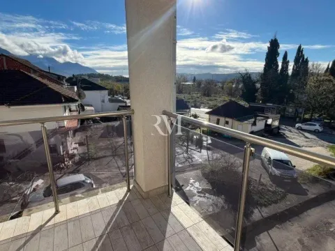 Izdavanje, dvosoban stan, 57m², Marići, Tivat - image 7