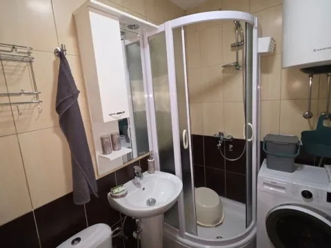 Rent, one bedroom apartment, 40m², Momišići, Podgorica - image 8