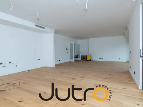 Prodaja, trosoban stan, 137m², Podgorica, Crna Gora - image 3