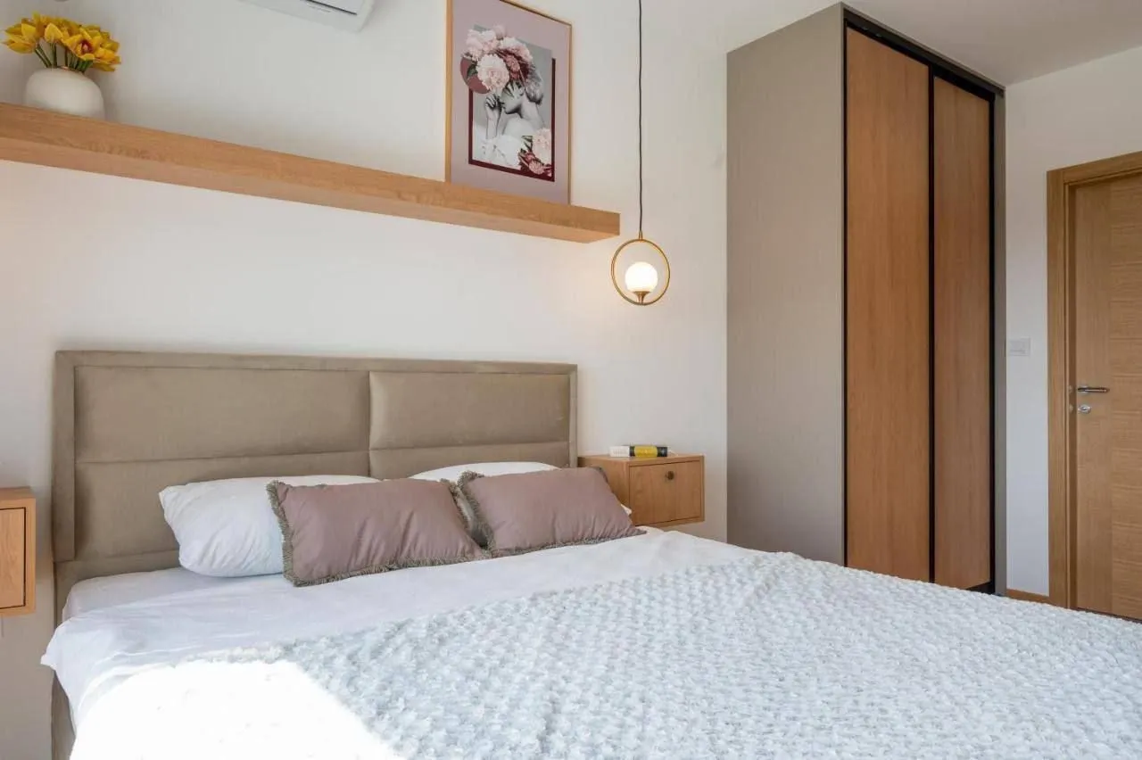 Sale, house, 160m², Bečići, Budva