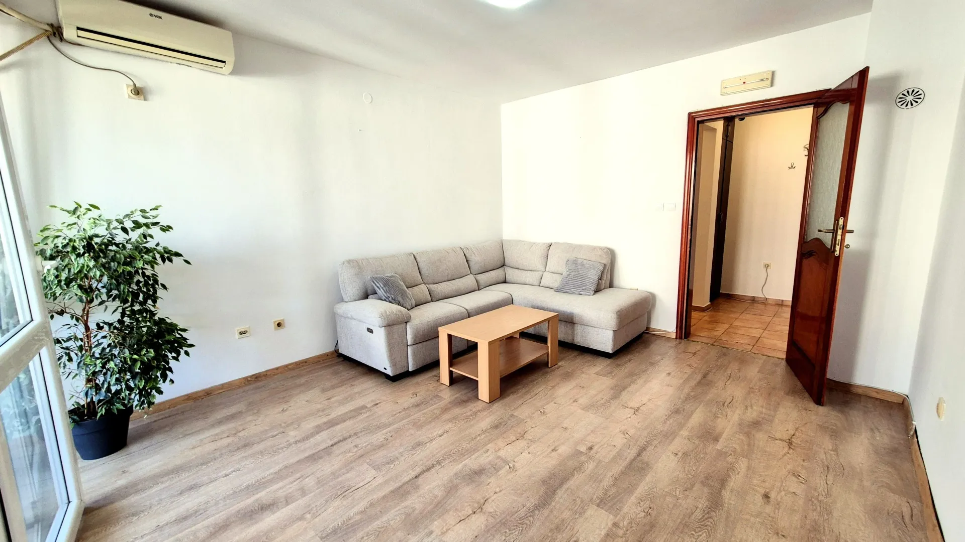 Sale, two bedroom apartment, 57m², Ilino, Bar