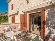 Sale, house, 232m², Dobrota, Kotor - image 9