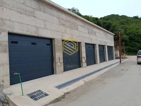 Rent, office space, 150m², Budva okolina, Budva - image 1