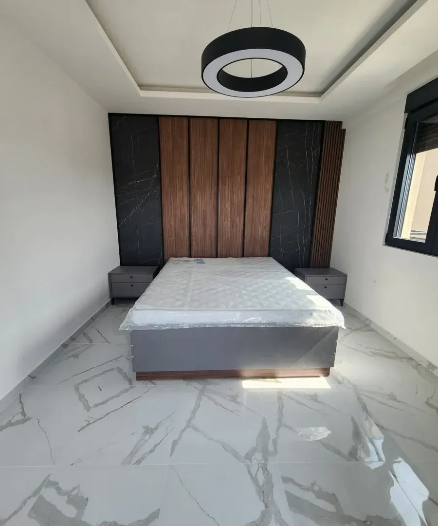 Izdavanje, jednosoban stan, 70m², Centar, Tivat