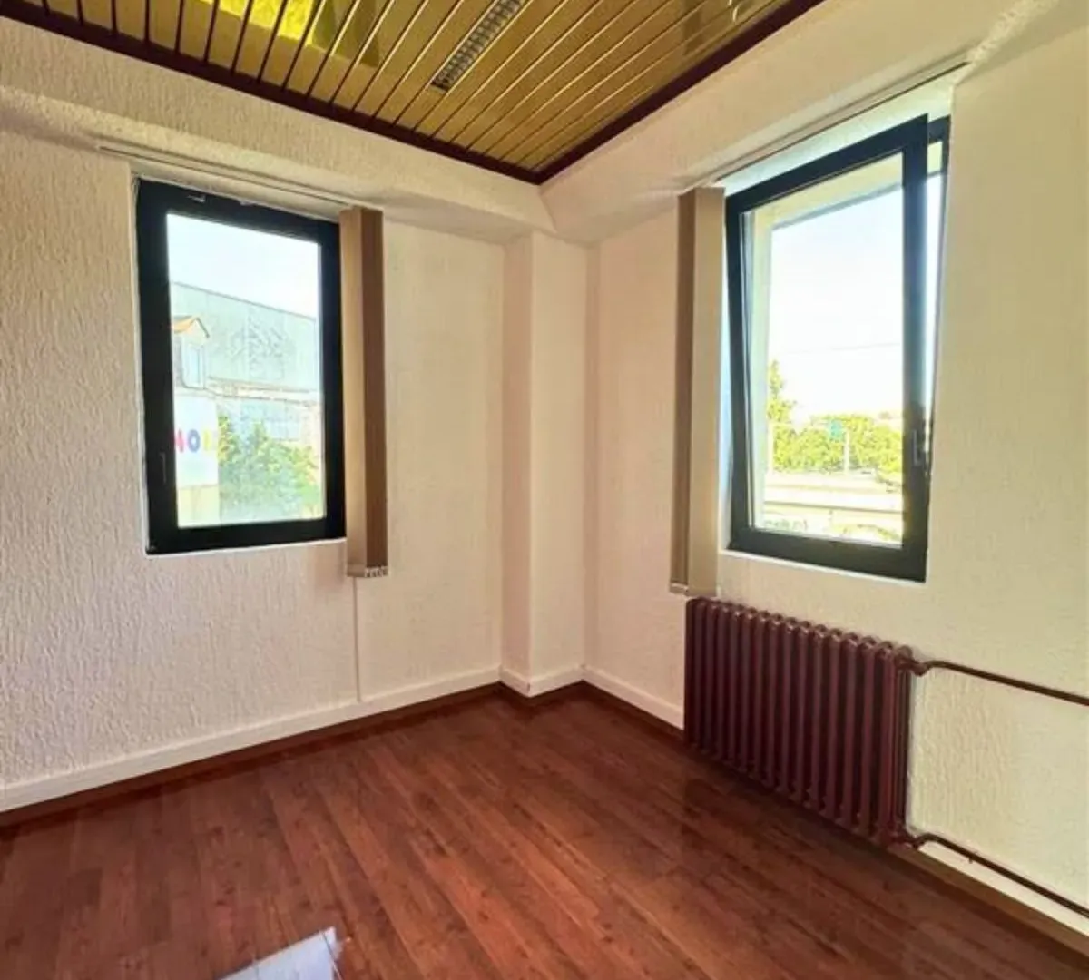 Rent, office space, 75m², Savski Venac, Beograd