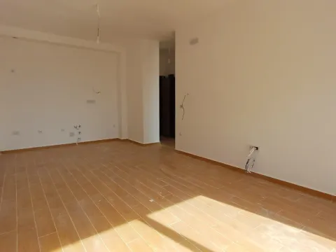 Prodaja, jednosoban stan, 48m², Pinješ, Ulcinj - image 9