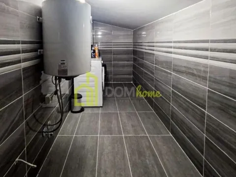 Sale, four bedroom apartment, 160m², Stari Aerodrom, Podgorica - image 24