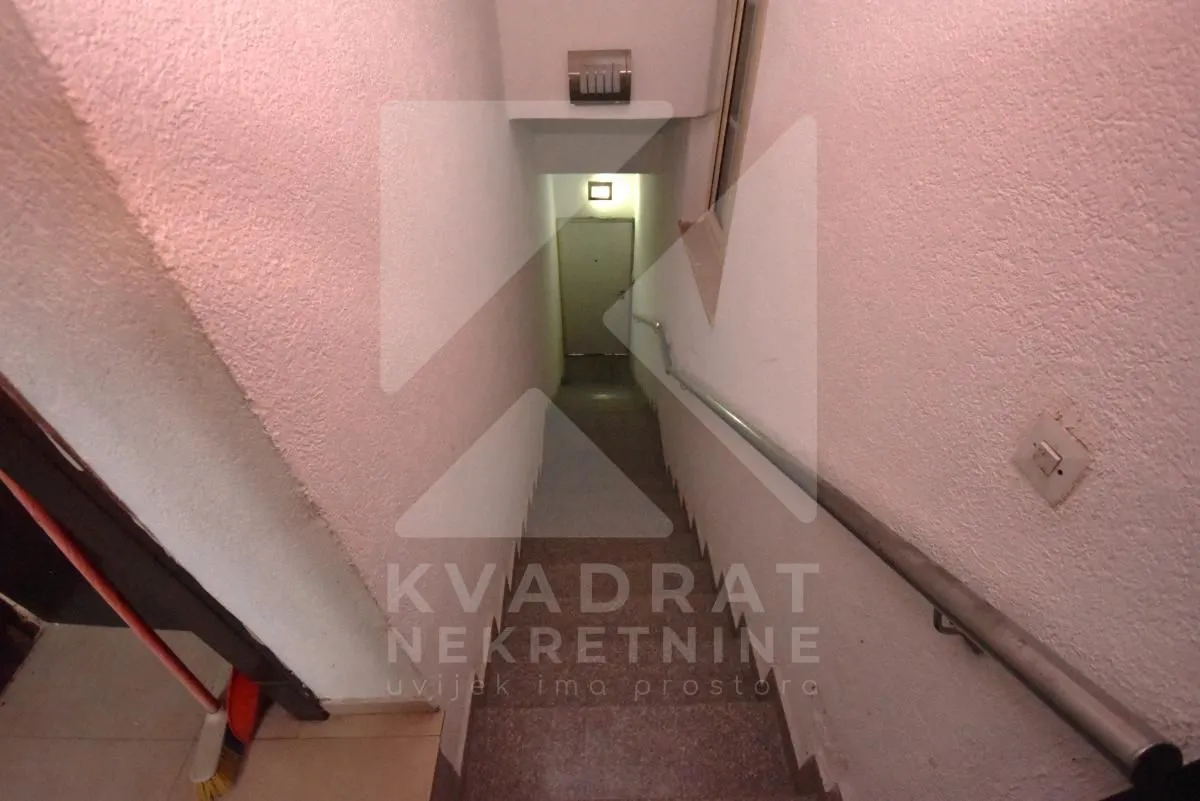 Prodaja, kuća, 343m², Zagorič, Podgorica