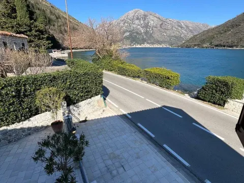 Prodaja, kuća, 336m², Kamenari, Herceg Novi - image 2