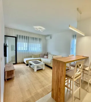 Prodaja, jednosoban stan, 47m², Bečići, Budva - image 8