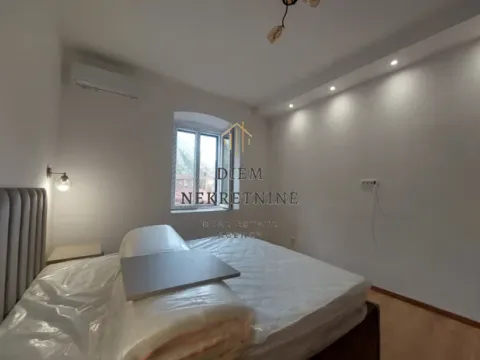 Rent, one bedroom apartment, 40m², Stari Grad Kotor, Kotor - image 6