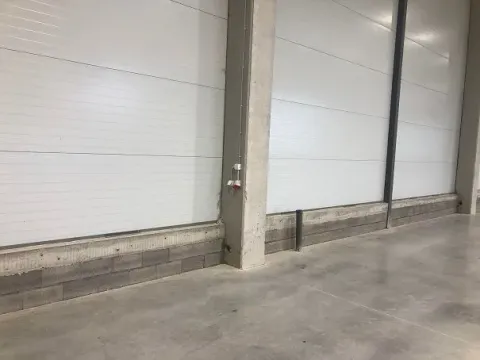 Rent, office space, 2100m², Krnješevci, Stara Pazova - image 4