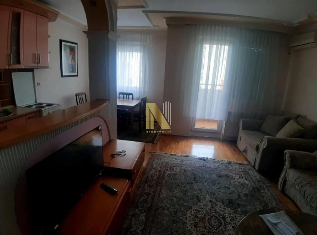 Izdavanje, dvosoban stan, 49m², Grbavica, Novi Sad Sve Podlokacije