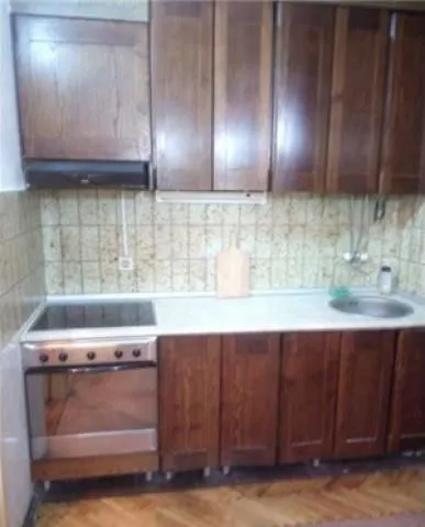 Izdavanje, trosoban stan, 88m², Palilula Sve Podlokacije, Beograd
