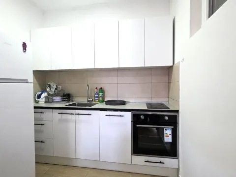 Rent, apartment, 53m², Stari Aerodrom, Podgorica - image 4