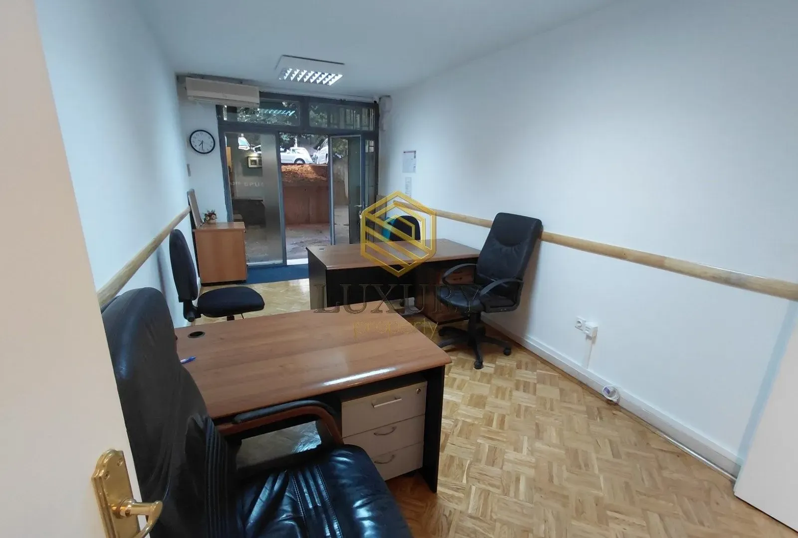 Rent, office space, 20m², Blok 5, Podgorica