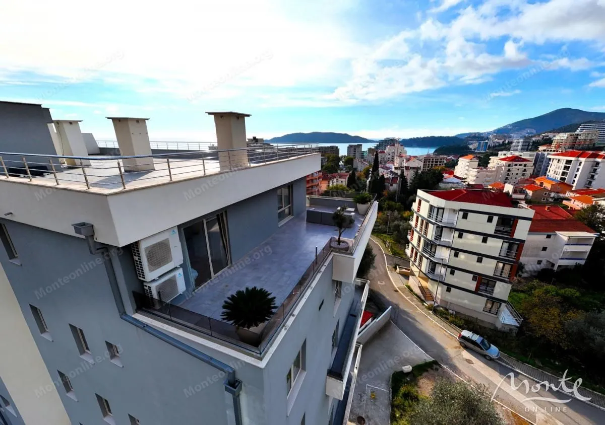 Sale, three bedroom apartment, 104m², Bečići, Budva