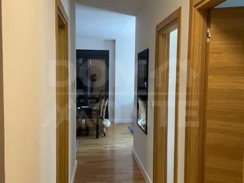 Rent, two bedroom apartment, 70m², Tivat, Crna Gora - image 7
